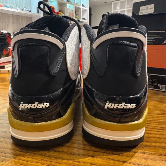 Jordan Dub Zero Metallic Gold PO NB - Picture 5 of 6